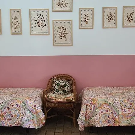 Affittacamere La Limonaia A Mare 3*