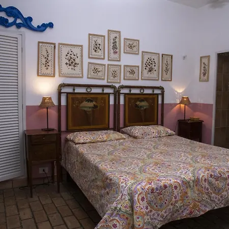 Affittacamere La Limonaia A Mare 3*